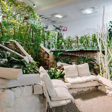 Higina Hotel