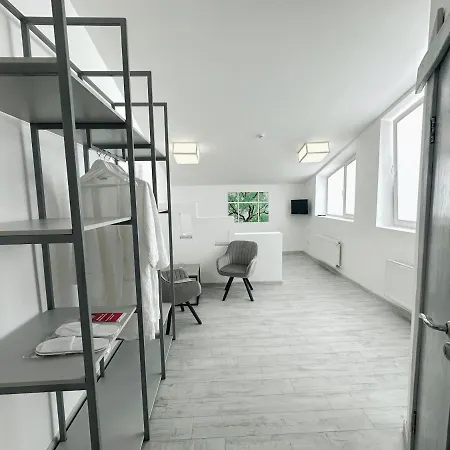 Higina 4* Τρούσκαβετς
